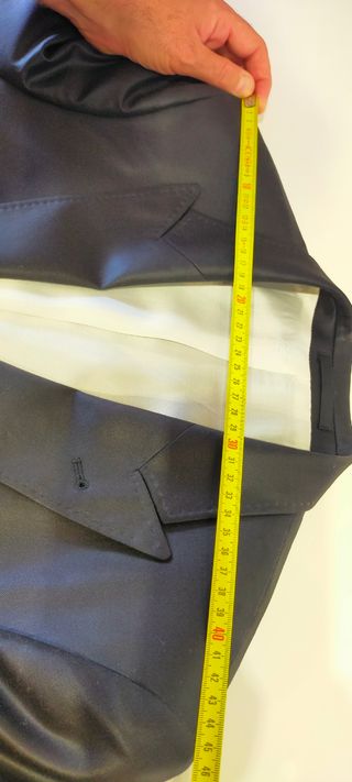 Traje Ramón Sanjurjo talla L negro brillante