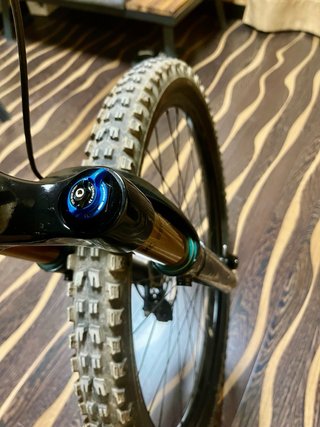 HAIBIKE ALLMTN 7 full Carbon  L - 2.800Km 1.000 Wh