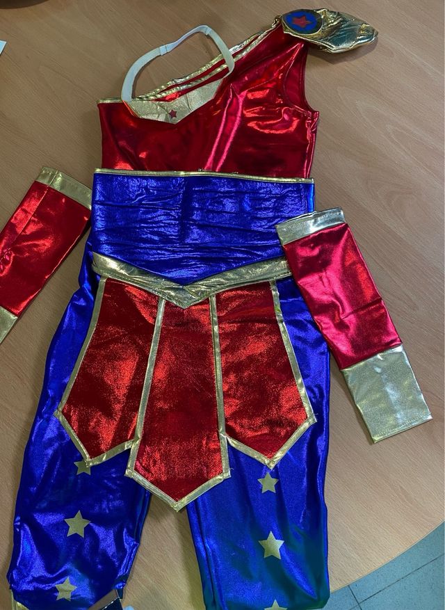 Disfraz super guerrera Talla 7-9 años