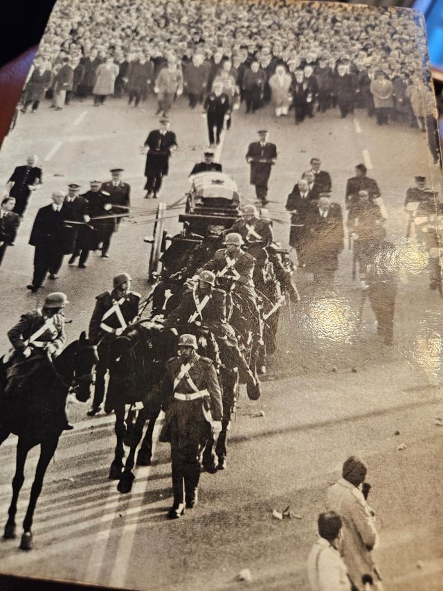 Libro La Crisis Historia de 15 días