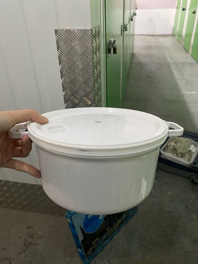 ENSALADERA Y OLLA A PRESIÓN