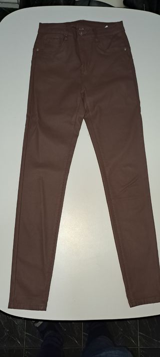 Pantalón niña nuevo S marrón de polipiel