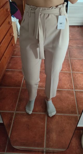 Pantalón vestir beige