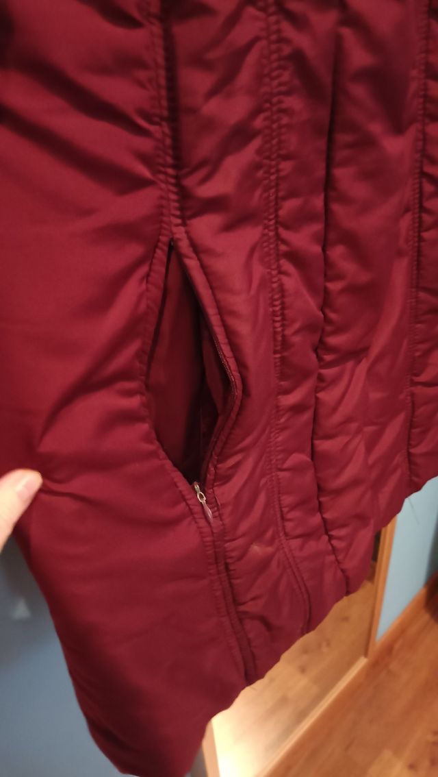 Chaquetón tres cuartos burdeos