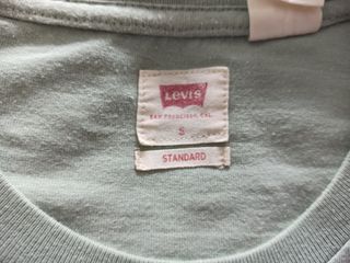 Camiseta levis