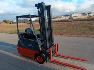 Carretilla elevadora eléctrica 