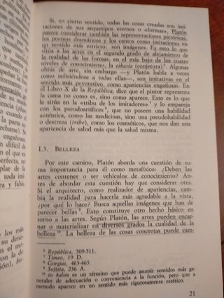 Estética: Historia y Fundamentos (Spanish Edition)