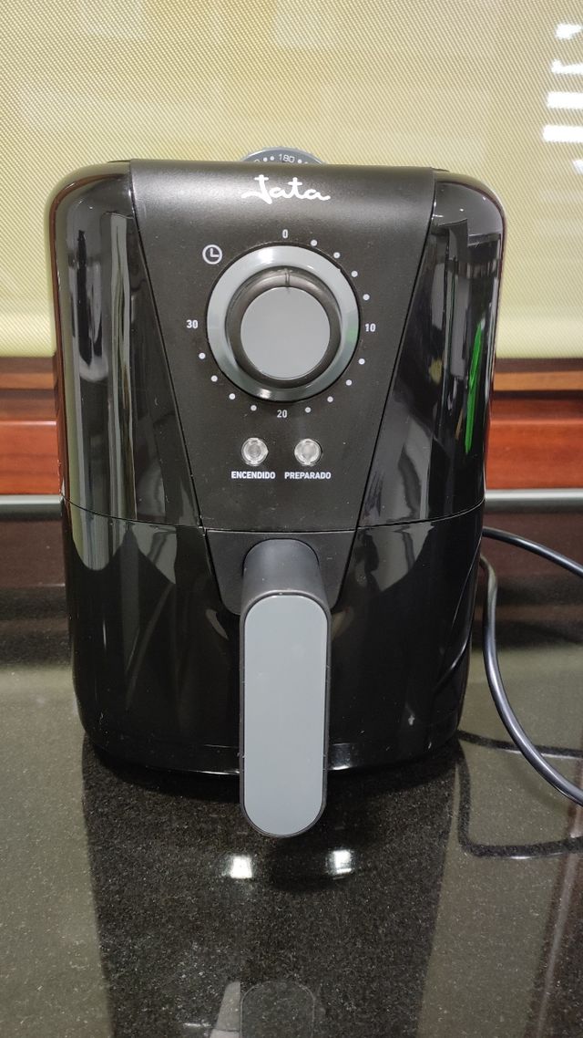 Freidora de aire Jata