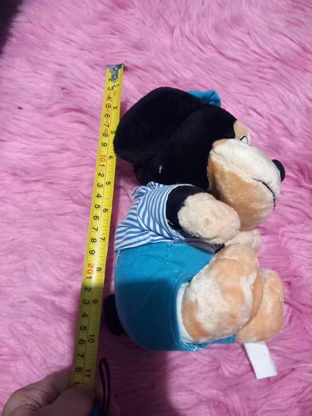 Peluche angolino con vestito a righe