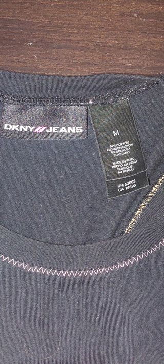 Camiseta DKNY talla S-M
