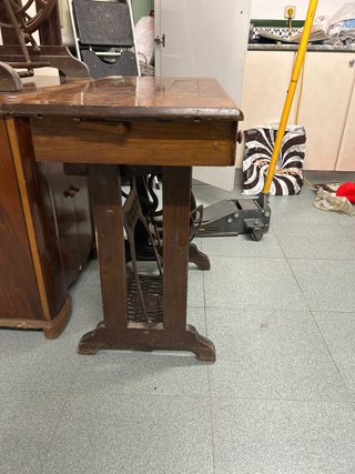 Maquina de coser antigua Werthein