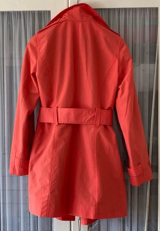Gabardina Zara color Coral