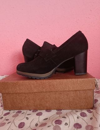 Zapatos de tacón negros