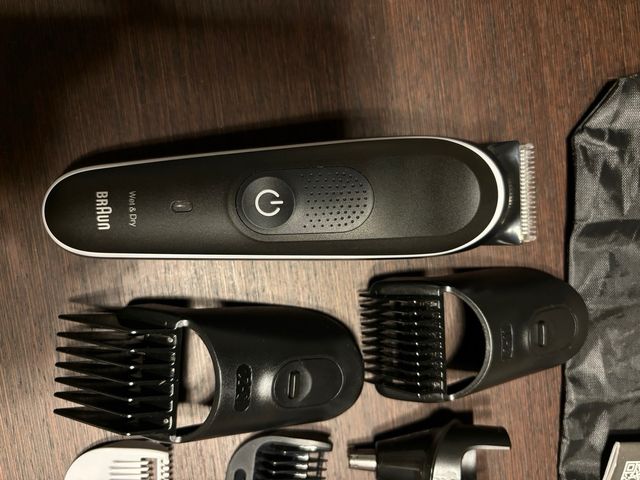 Taglia barba e capelli