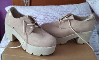 Zapatos nude 