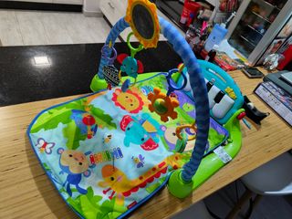 Manta juegos Fisher prise piano