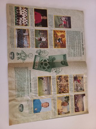 Album Futbol en Acción 82 COMPLETO