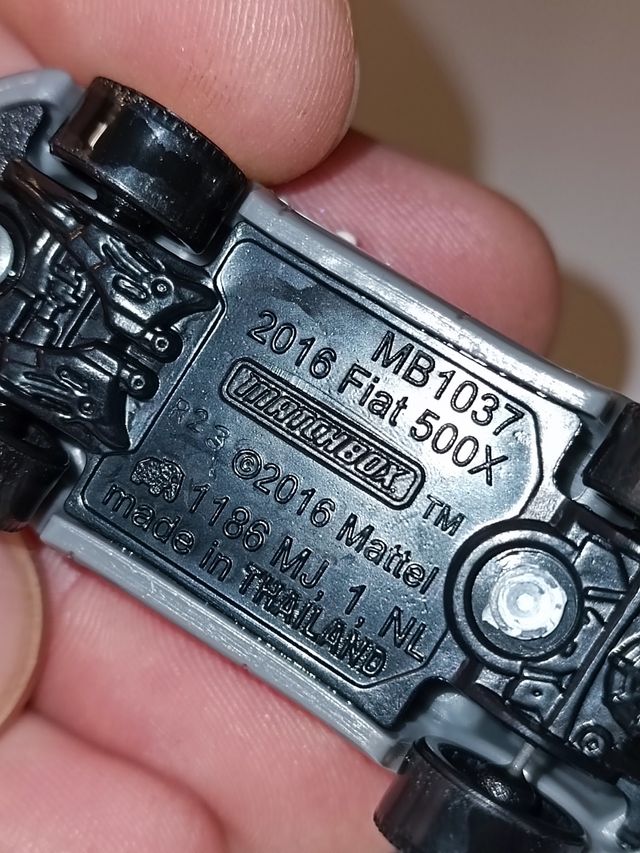 FIAT 500 X 2016 1/64 MATCHBOX