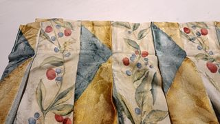 2 tende plissettate con nastro