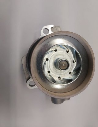 Bomba de agua nueva grupo VW