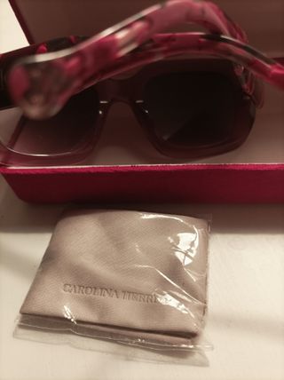 Preciosas gafas de sol Carolina Herrera originales