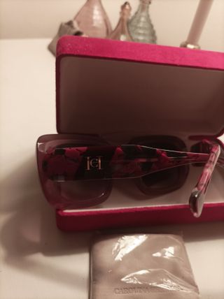 Preciosas gafas de sol Carolina Herrera originales