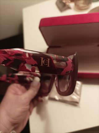 Preciosas gafas de sol Carolina Herrera originales