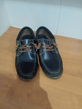 Náutico azul marino