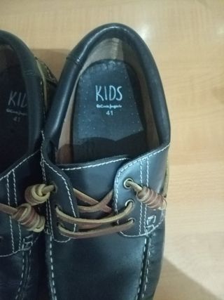 Náutico azul marino