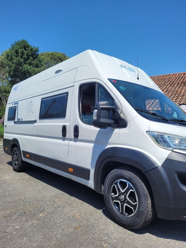 ALQUILER AUTOCARAVANA CAMPER (pro)