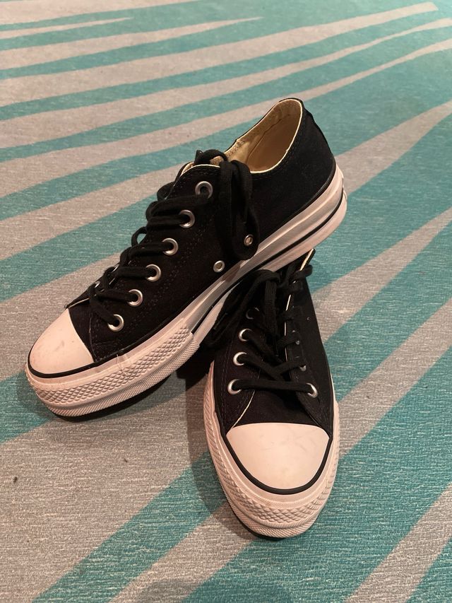 Converse negra plataforma original