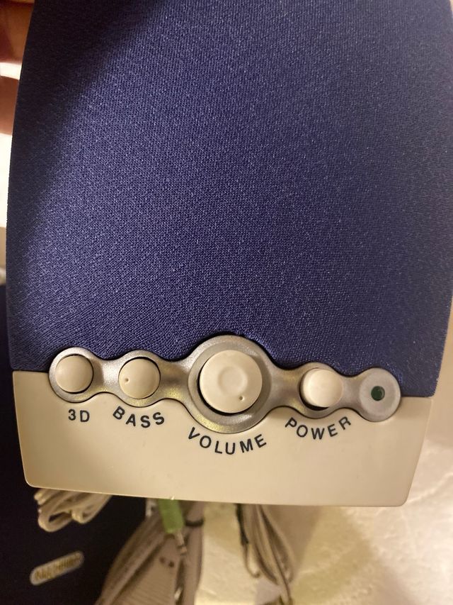 Altavoces PC Sound Pro 220v