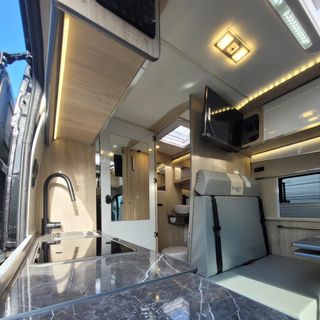ALQUILER AUTOCARAVANA (AGENCIA)