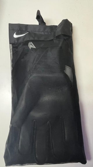 Guantes de portero Nike (medias de regalo)