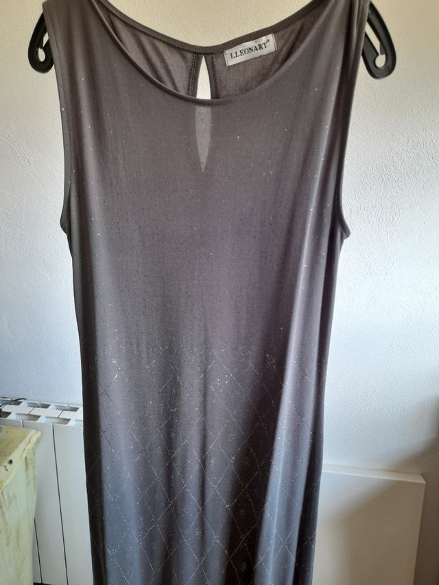 Vestido largo con motivos brillantes