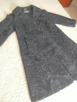Abrigo de Astracán auténtico