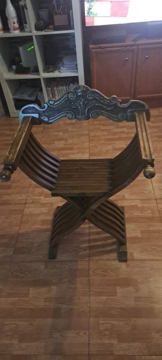 Silla madera super antigua