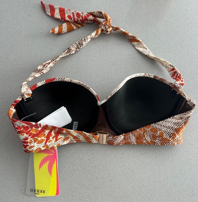 Top de baño GUESS NUEVO