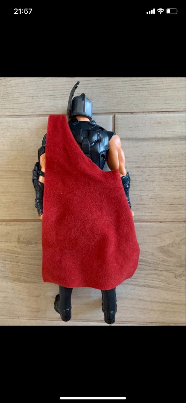 Personaggio Thor parlante