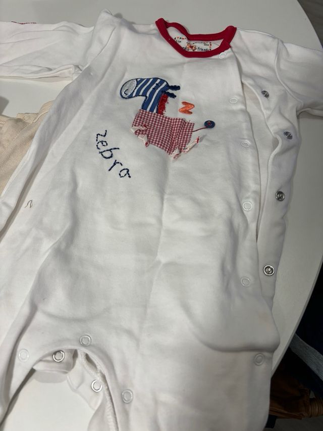 8 pijamas 4-6meses Mayoral