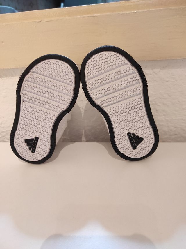 Zapatilla Tensaur Adidas bebé