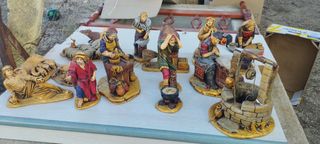 Figuras de belén antiguas