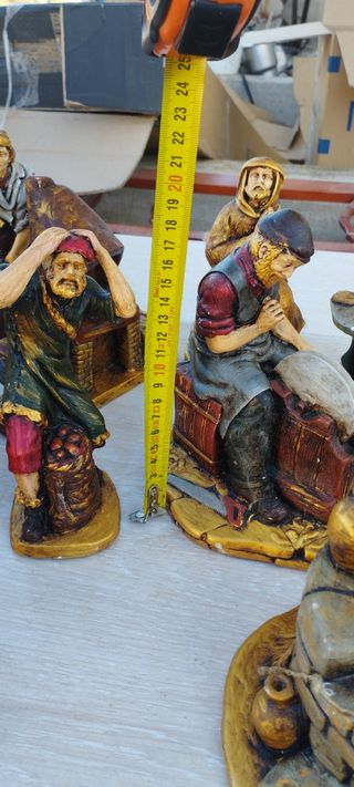 Figuras de belén antiguas