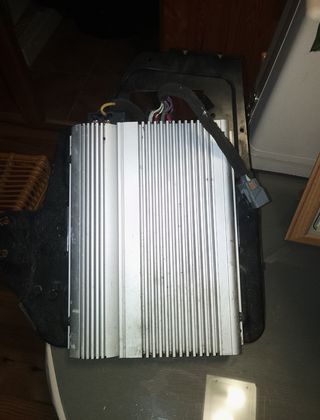 Amplificador original Volvo C70