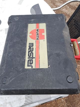 Taladro percutor a bateria