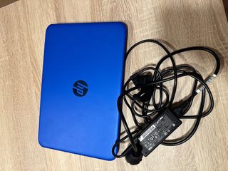 Ordenador portátil HP azul