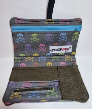 Tabaquera calaveras