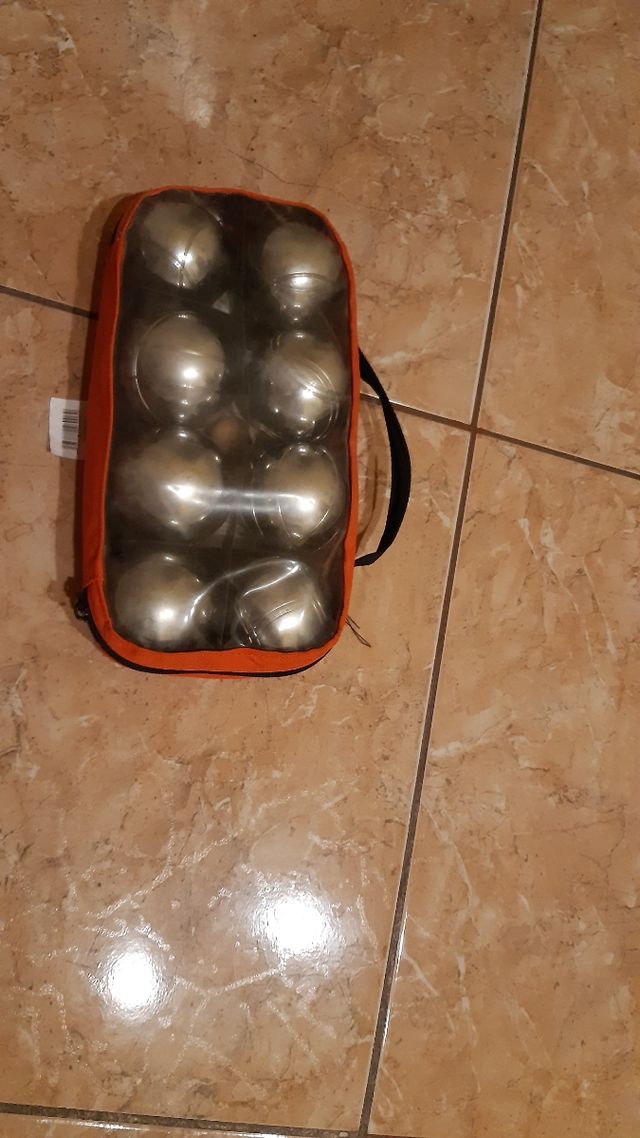 8 Bolas de petanca. A estrenar.