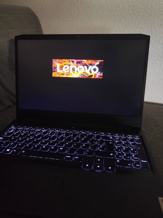 Portátil Lenovo Ideapad Gaming 3 con caja