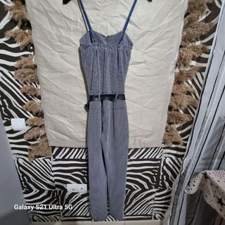 Mono de vestir elegante